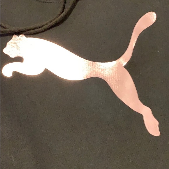 Puma women’s size med black long sleeve sweatshirt - Picture 4 of 5